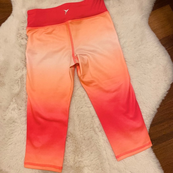 3 Pair of Stretch Leggings - Picture 4 of 12